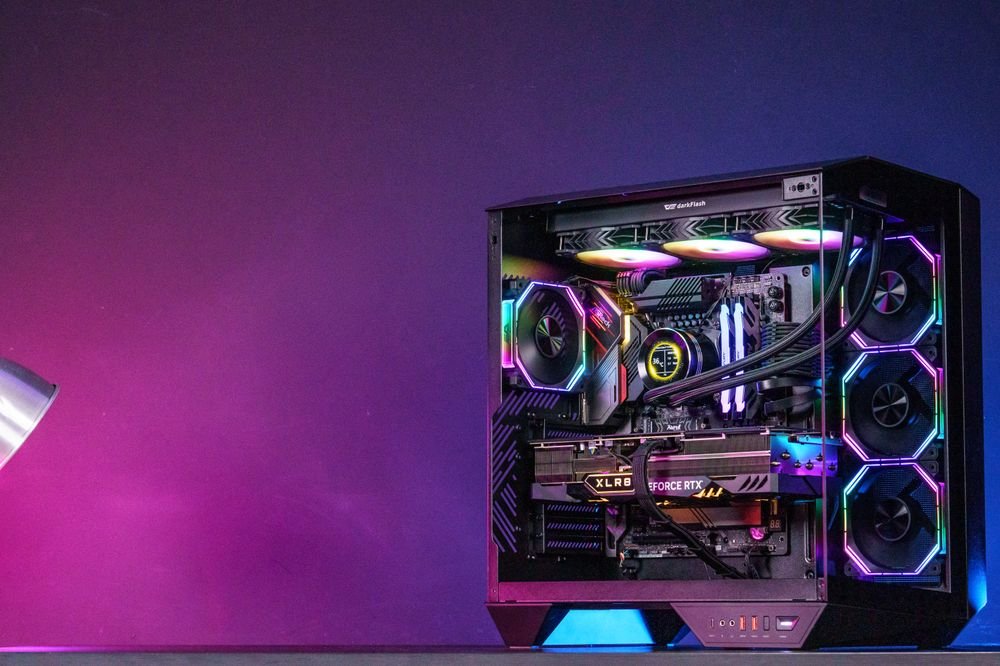 Gaming PC - AMD Ryzen 9 9950X Special Edition - Image 2